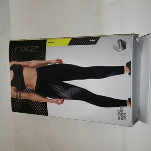 NWT, 2XU Motion MID-RISE COMPRESSION TIGHTS, size XL